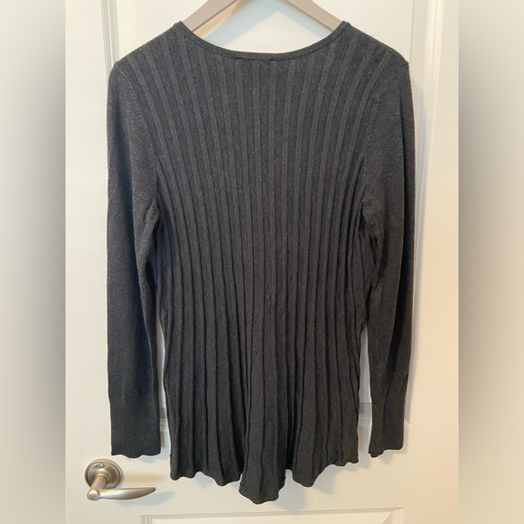 Gray lightweight sweater - Picture 3 of 3